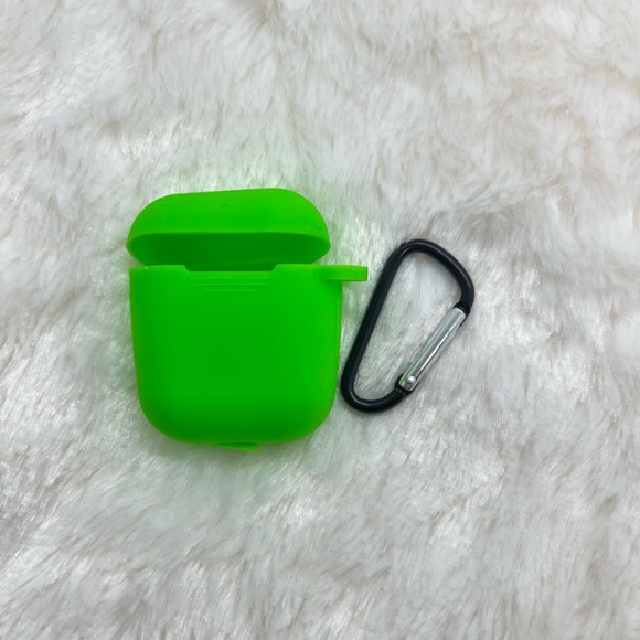 Green AirPods silicon case 1st/2nd generation
